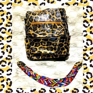 🖤 🐆 TRENDY ANIMAL PRINT CONVERTIBLE BACKPACK/SHOULDER BAG w REMOVEABLE STRAP!